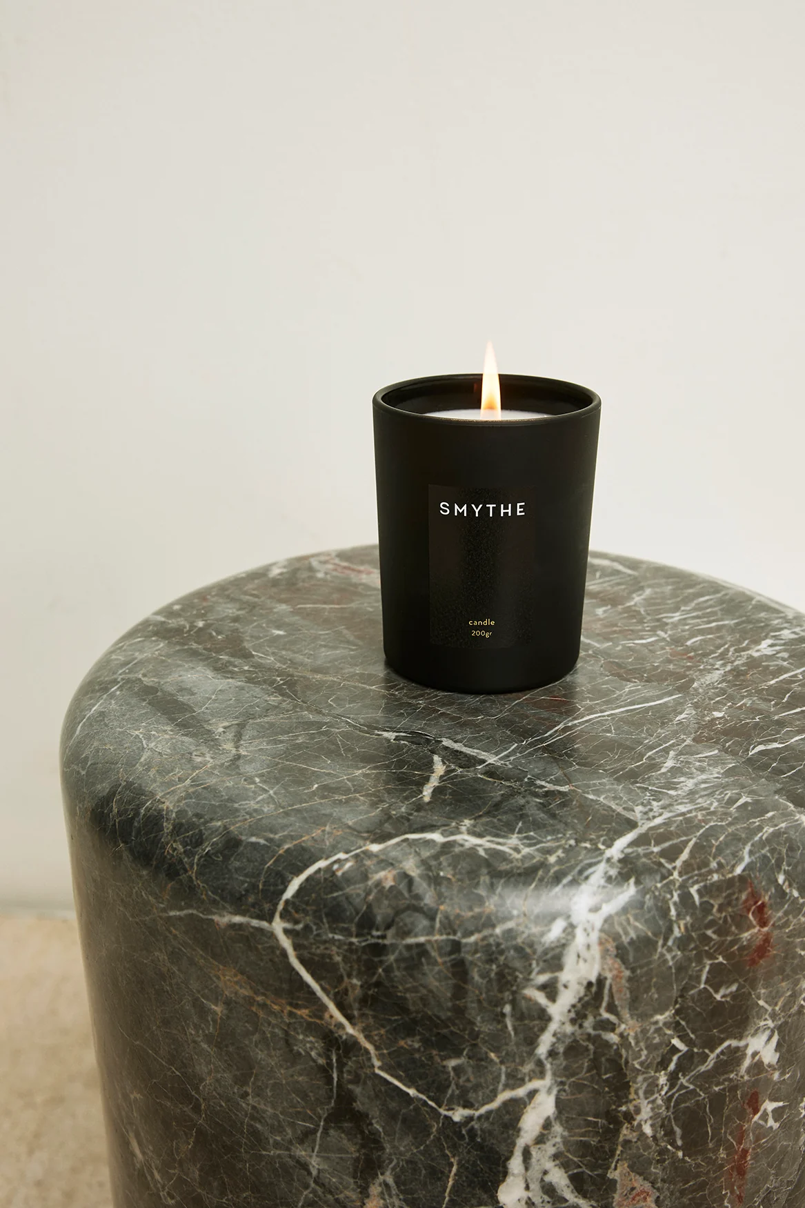 SMYTHE Candle - Image 2