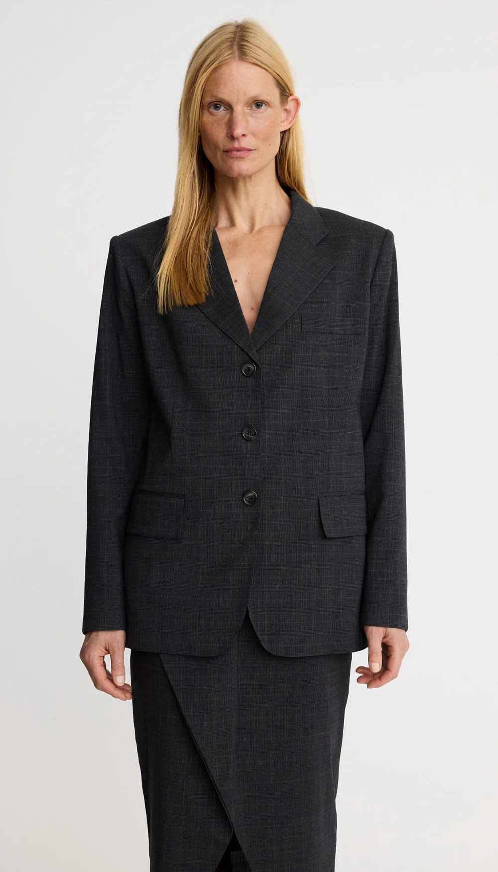 Straight Three Button Blazer - Image 4